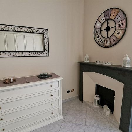 Apartamento Casa In Centro Ventimiglia Exterior foto